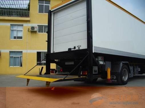 垂直升(shēng)降汽車尾闆